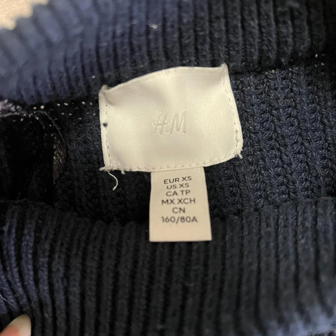 Mörk Blå Tröja - 91