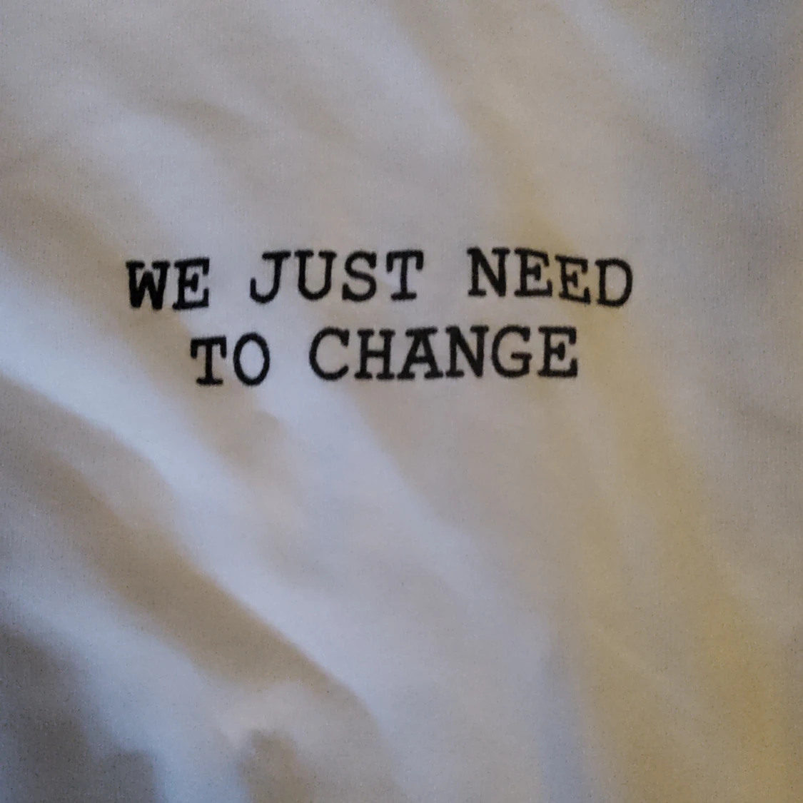 en vit tröja från dazy💗 - 90