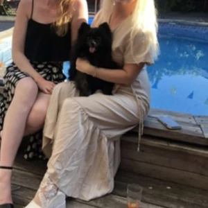 Fin beige långklänning  - Snygg långklänning från Mango med knyte på sidan, i strl M, fåtal ggr använd