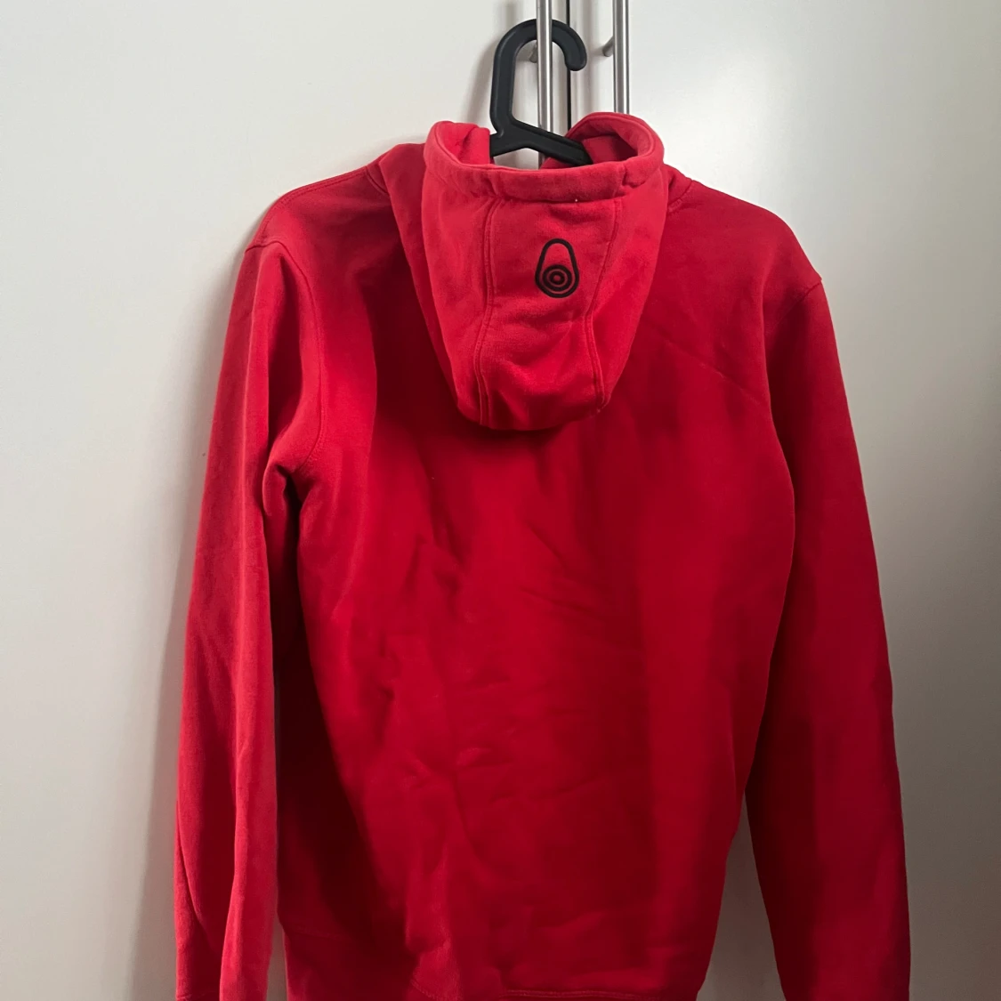 Röd sail racing hoodie - 90