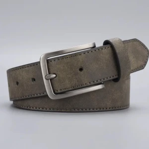 Mockabälte (grischbälte) - Inte så mycket mocka på själva bältet men ser verkligen ut som det. Passar 70kg+ skulle jag säga. Skriv vid funderingar eller om det är något ni undrar över. Köparen står för frakten Mvh r.s resell 