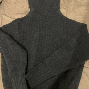 Polo tröja - En helt ny tröja som inte föll mig i smaken💗