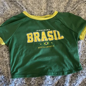 Brazil tshirt - aldrig använd