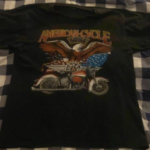 Snygg tröja eller något - Storlek L, riktigt fet tröja med tryck 