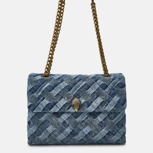 Kurt geiger väska  - Säljer denna slutsålda Kurt Geiger väskan! Sjukt snygg men kommer tyvärr inte till användning 💕 nästan aldrig använd. 