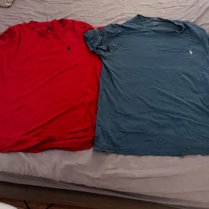 Polo Ralph Lauren t shirts  - Två stycken polo t shirts i storlek M