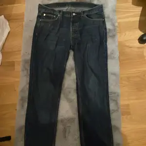 Riktigt sköna arket jeans 👖, bra omhändertagna och har bra pass form