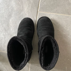 Esprit uggs - Säljer mina uggs storlek 41 det är bra skick på dem skulle säga 8/10 
