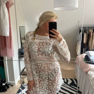 Virkad strandklänning  - Jättefint skick