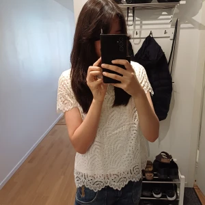 Phase eight - Jättefin topp från phase eight, helt ny och oanvänd. Storlek 14 i uk size, för referens brukar jag använda storlek m :)