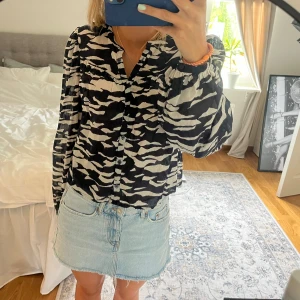 Zebra mönstrad topp - Topp i zebramönster🦓🦓