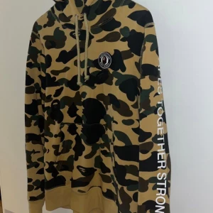 Bape Yellow ATS Hoodie - Köpt i Japan 2018