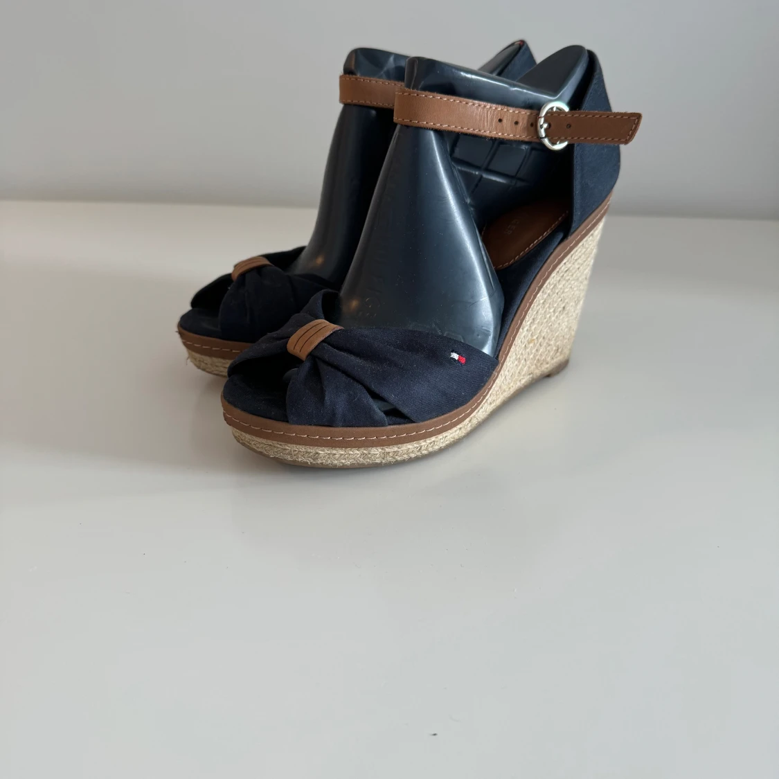 Tommy hillfiger kilklackar - 90