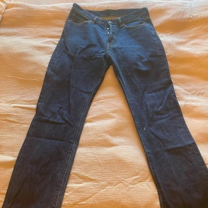 Taktil Herman Straight jeans - Riktigt feta Taktil jeans storlek 30/30 som ej använda längre nypris 900 SEK