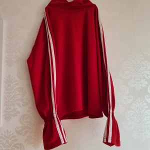 Tröja med polokrage - Sparsamt använd.