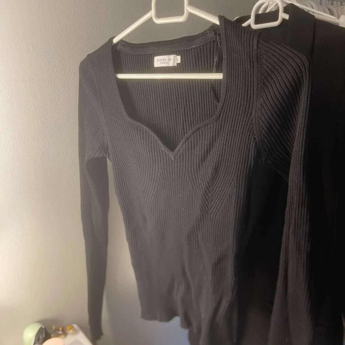 Svart långärmad tröja