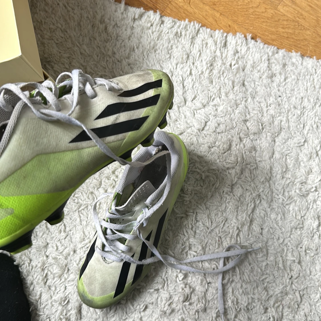 Gamla fotbollsskor - 91