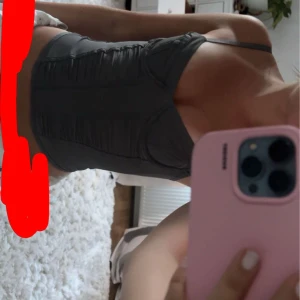 korsett topp  - super fin topp! aldrig använd 💕