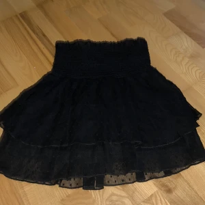 Kjol - Volang kjol från bikbok