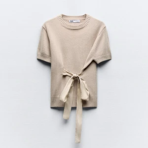 tröja från zara - säljer denna tröja från zara eftersom den inte kommer till användning💞💞