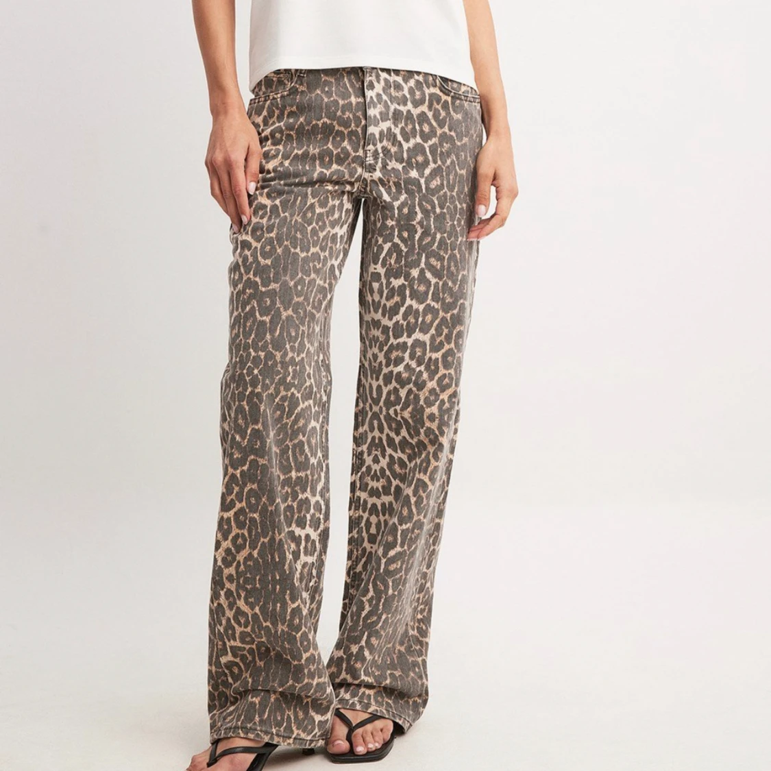 Leopard jeans