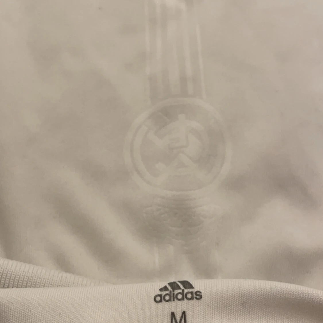 Real Madrid 2022-2023 hemma tröja - 92