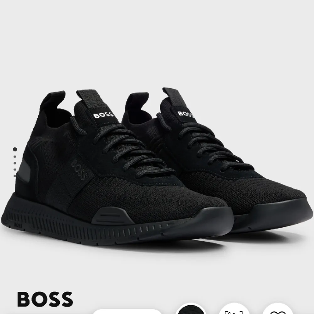 Hugo Boss äkta suede sneakers, knappt använda. Org pris 2400kr säljer för 1400kr . Skor.