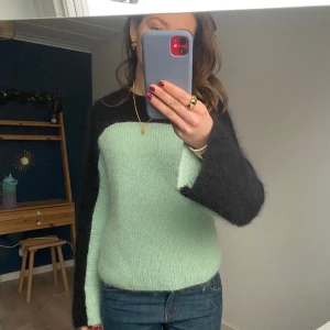 Other stories tröja  - Jätte fin stickad tröja i mohair🥰 går ej att köpa i butik 