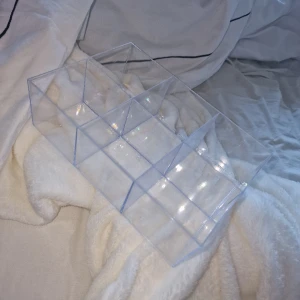 Förvaring - Sparsamt använd, inga defekter🫶🏼