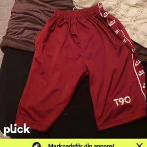 Nike shorts, nypris 299 säljer för 150 kr 
