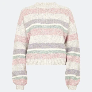 Stickad randig tröja - Superfin randig tröja som är köpt från bikbok! Säljer för 120kr. Pris kan diskuteras 