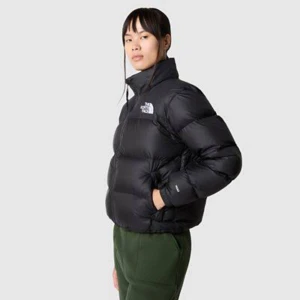 North face 1996 retro nuptse jacket  -   Den är i bra skick inte sliten och inga defekter, nypris är runt 4000 o den har bara använts nu under vintern. Så väldigt fin. 