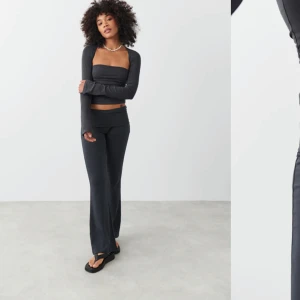 Yoga pants - Säljer dessa mörkgrå yoga pantsen från Ginstricot! Storlek M