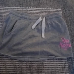 Race Marine, ljusgrå kjol stlk34 - Race Marine, ljusgrå sommarkjol stlk 34