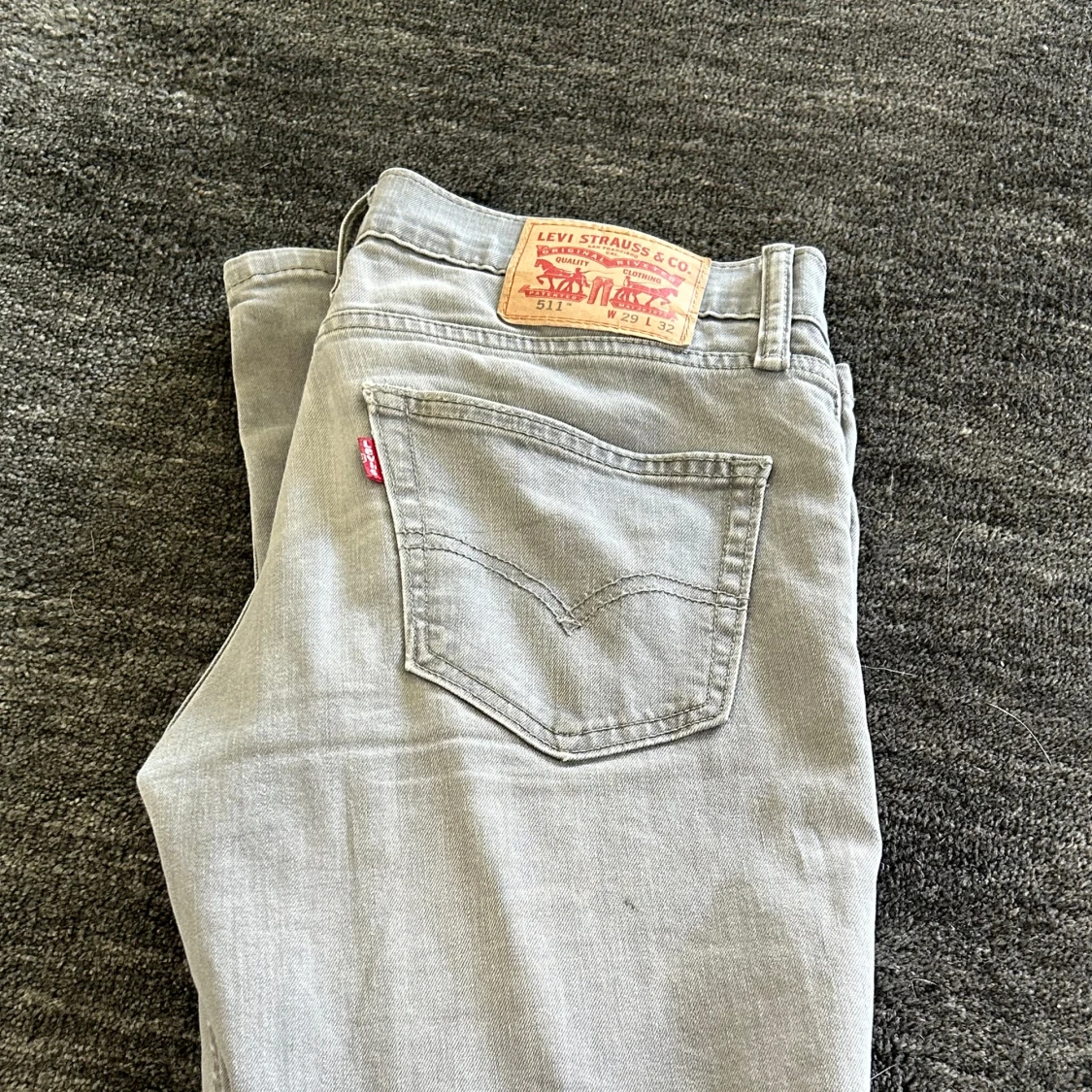 Levis Jeans - 90