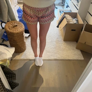 Missoni Shots - Söta shorts från Mango i Missonimönster, Stl M