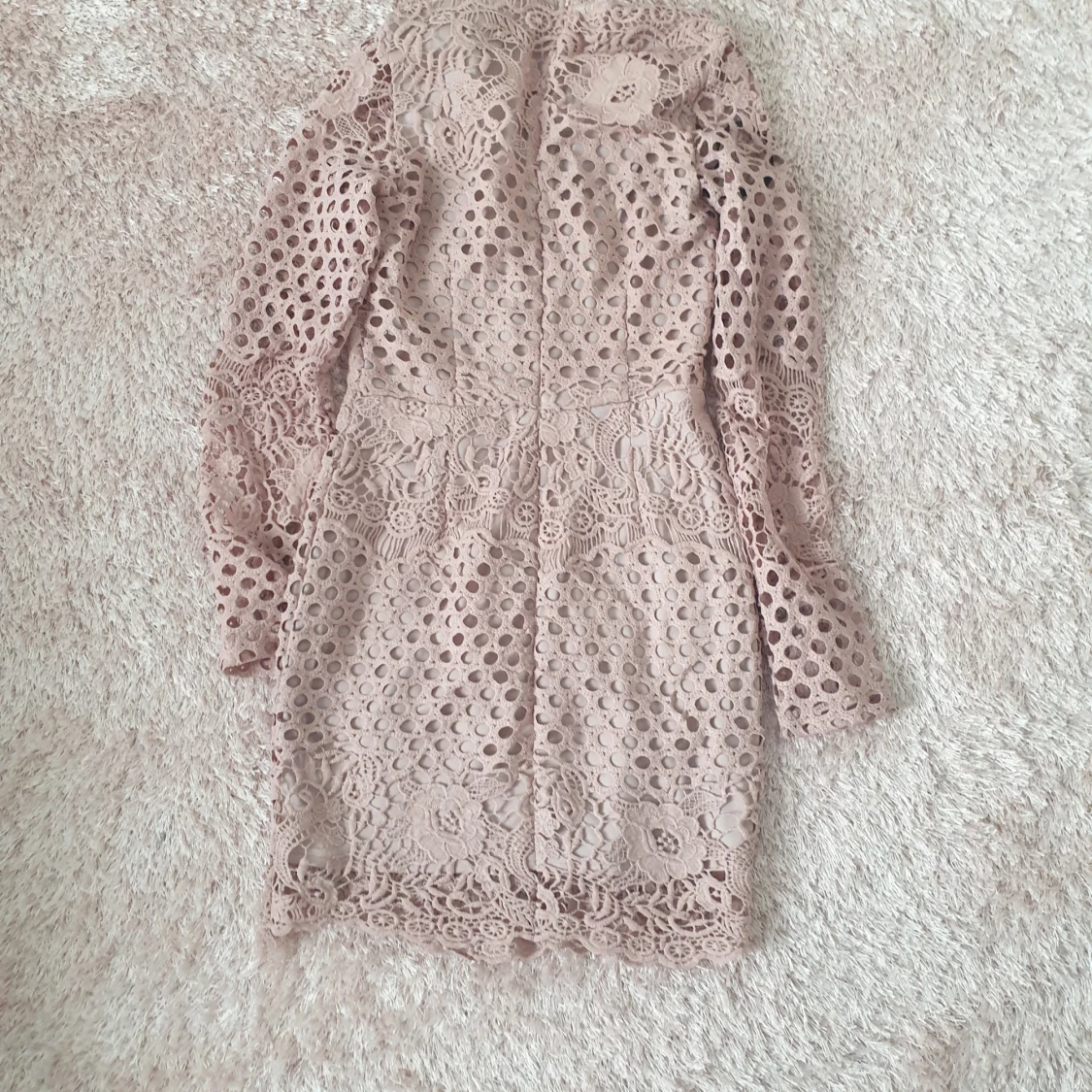 Missguided klänningPlunge Lace Long Sleeve Bodycon Dress - 91