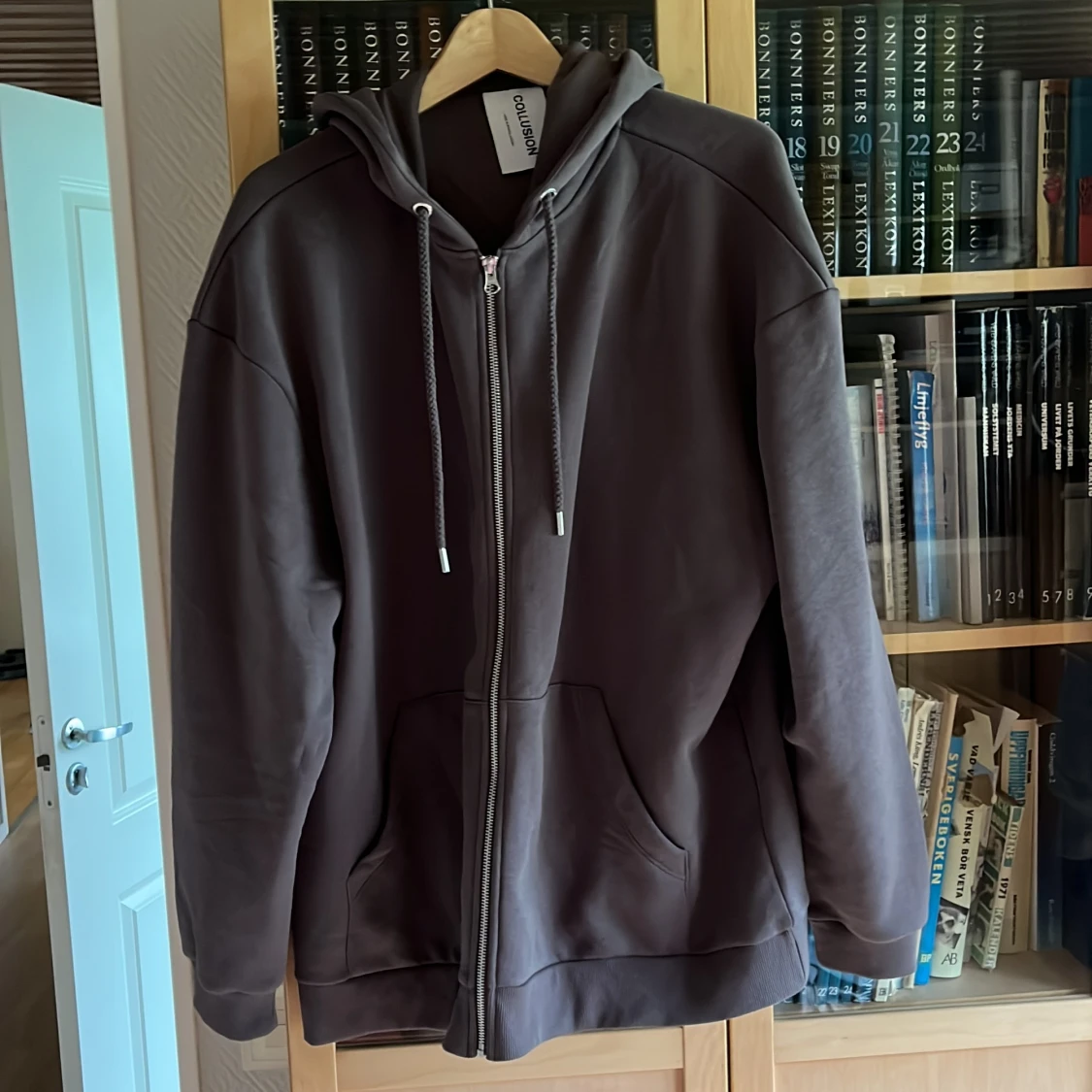 Grå oversize hoodie