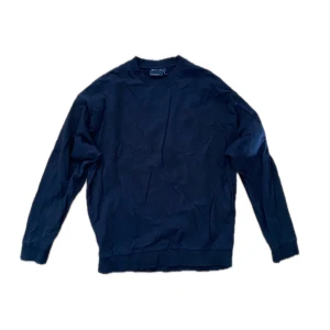 Oversized sweater - Tunn tröja i mycket fint skick