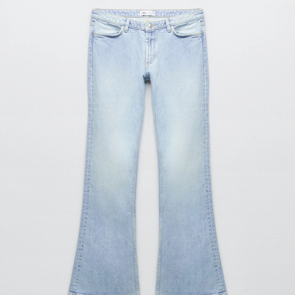 Ljusblå bootcut jeans - 90