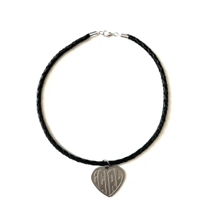 Handgjort halsband  - @bladhsmycken på Instagram 