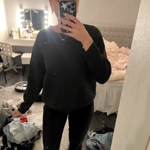 Sweatshirt - Använd fåtal gånger 