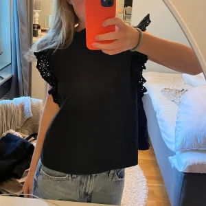 Topp - Söt topp! Passar mig som brukar ha S i toppar