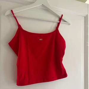 Linne - Linne från tommy hilfiger i storlek M.