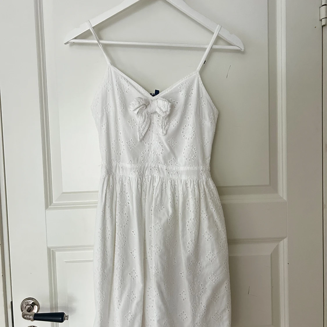 Vit klänning