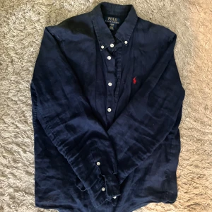 Ralph lauren linne skjorta - Fett Ralph lauren linne skjorta med bra skick.
