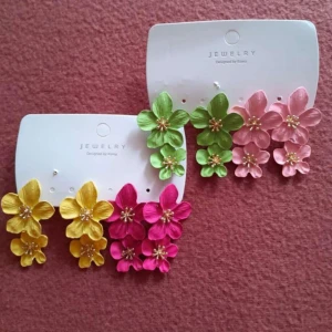 Örhängen  - Såå fina till sommaren 