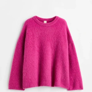 Mohair tröja - Säljer denna super fina rosa mohair tröjan då den inte kommer till användning🩷