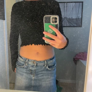 Räfflad topp - Aldrig använd men prislappen är inte kvar, köpt från asos🥰