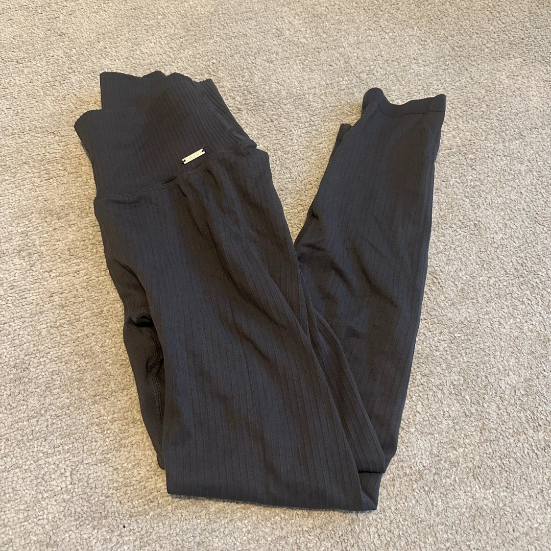 Mörkgråa Aimn tights